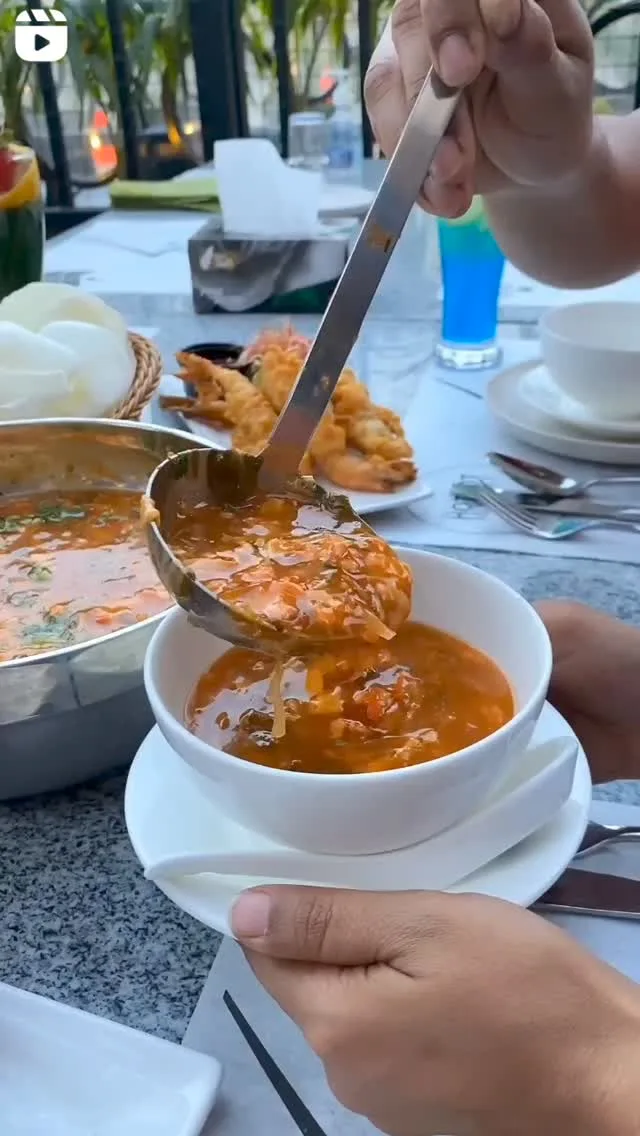 Hot & Sour Soup (White & Red)